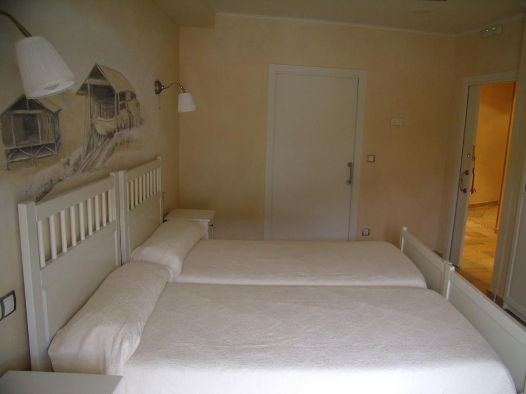 Hotel Zumalabe Mutriku Chambre photo